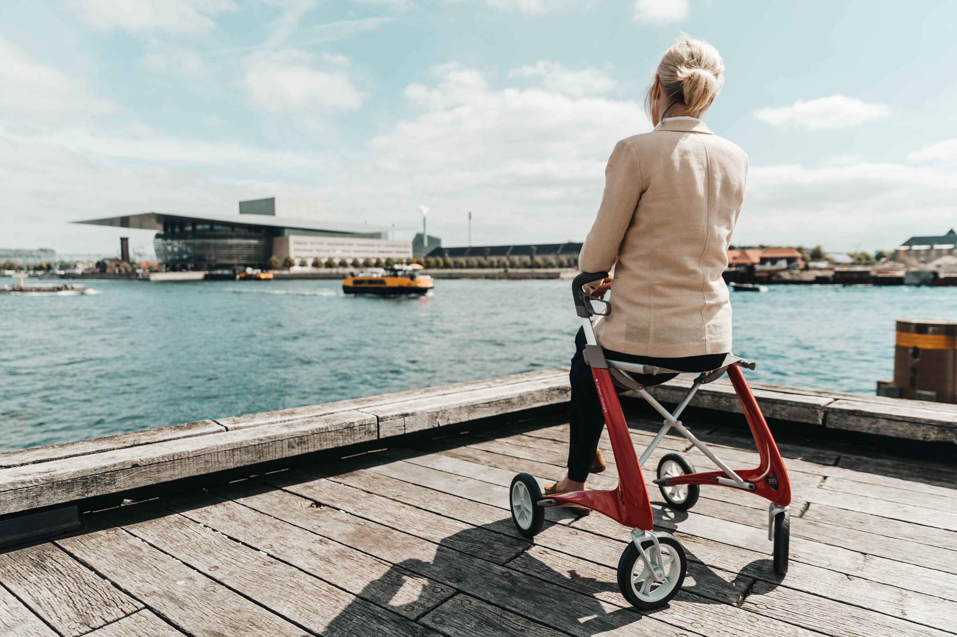 Carbon Ultralight Rollator Walker by byACRE Canada – Foldable, Easy-to-Use Mobility | CareMade