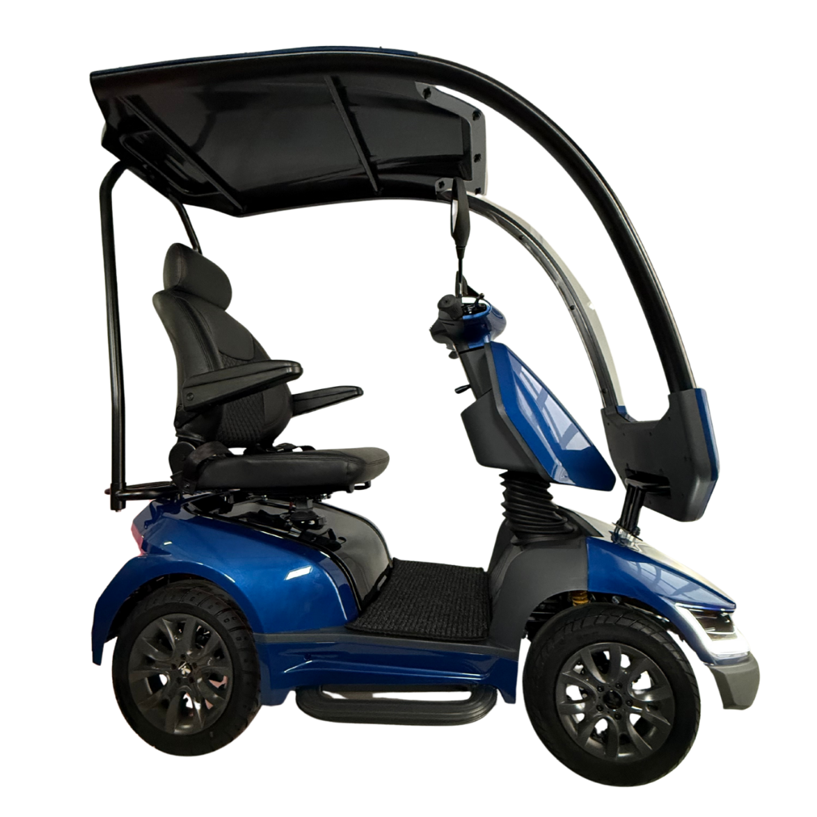 MOVO Mach mobility scooter, control tiller close-up