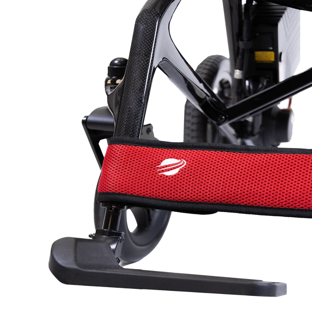 Side view showing the comfortable red calf rest pad on the AEROLUX 2C mobility chair.